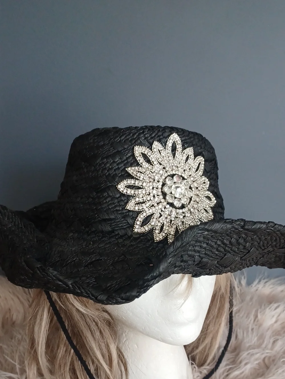 Venus Straw Hat